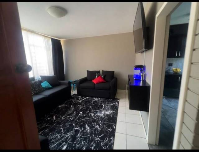 2 BEDROOM TOWNHOUSE FOR SALE IN TILEBA